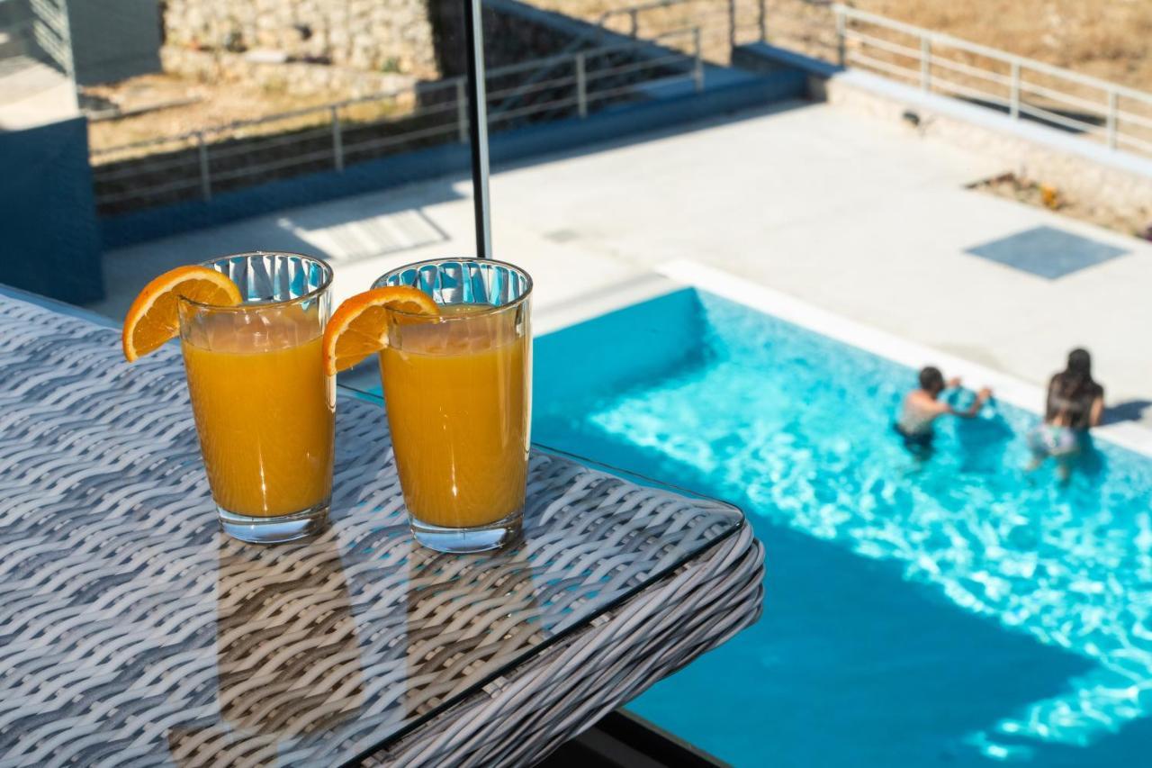 Blue House Luxury Apartment ニキアナ エクステリア 写真