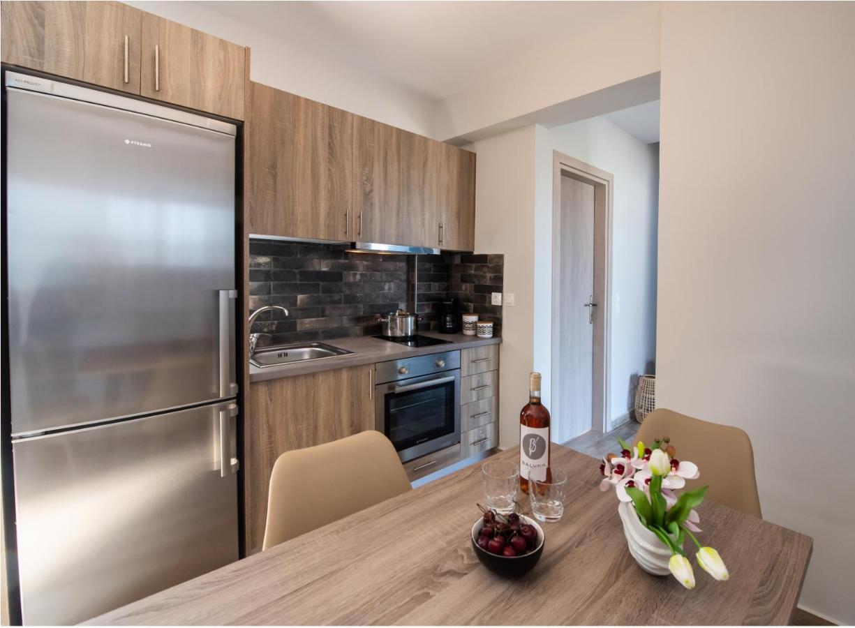 Blue House Luxury Apartment ニキアナ エクステリア 写真