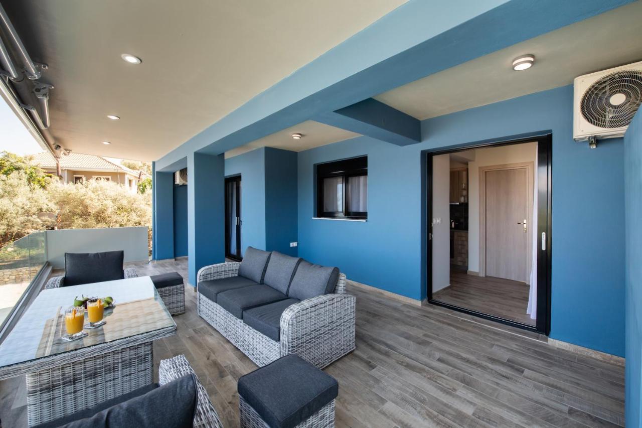 Blue House Luxury Apartment ニキアナ エクステリア 写真